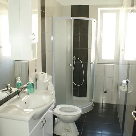 Martina アパート